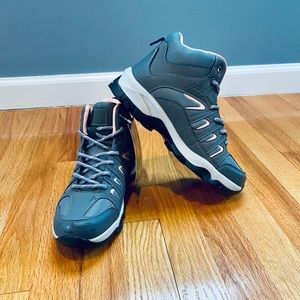 JABasic hiking boots PINK and GRAY size 7